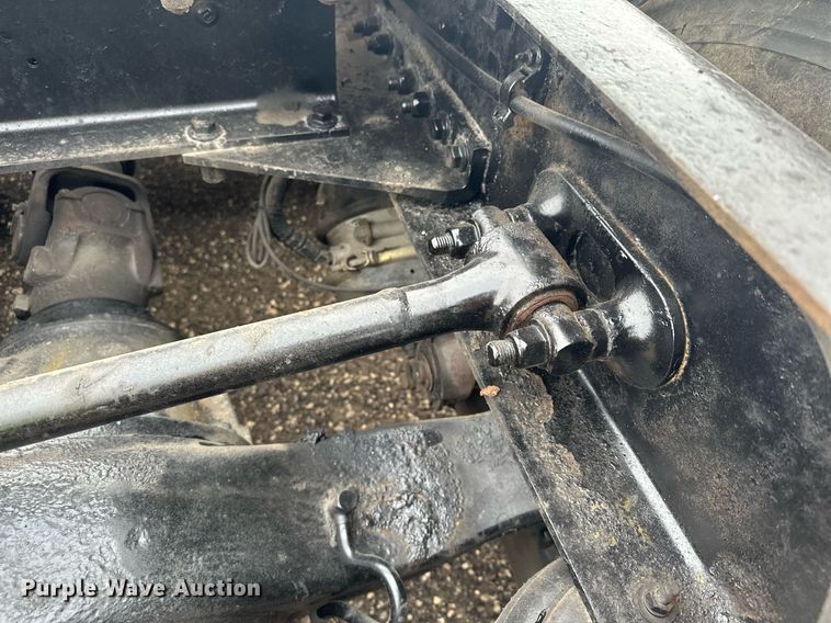 image for item LO9461 2007 Peterbilt  379 semi truck