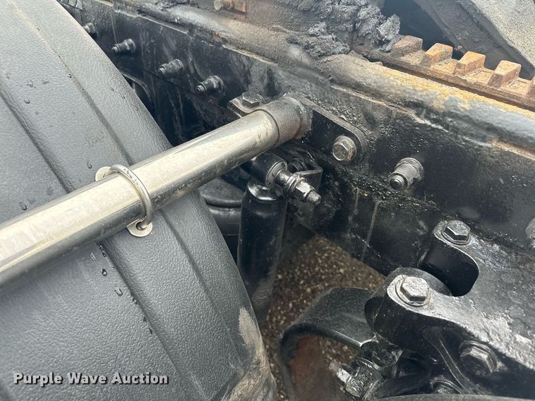 image for item LO9461 2007 Peterbilt  379 semi truck