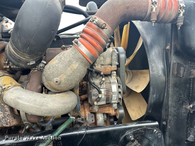 image for item LO9461 2007 Peterbilt  379 semi truck