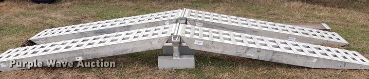 image for item LY9026 Landsport loading ramps