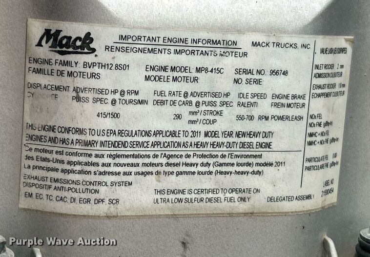 image for item NE9703 2012 Mack CHU613 semi truck