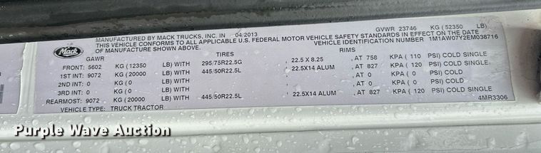 image for item NE9704 2014 Mack CXU613 semi truck