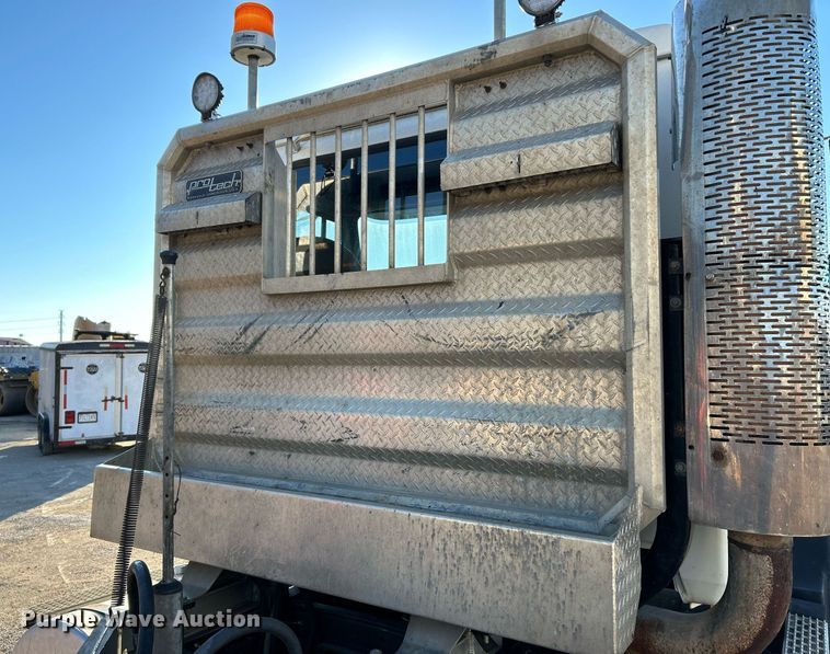 image for item NR9506 1999 Mack CH613 Maxi Cruise semi truck