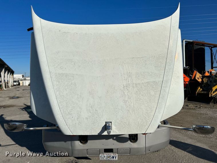 image for item NR9506 1999 Mack CH613 Maxi Cruise semi truck