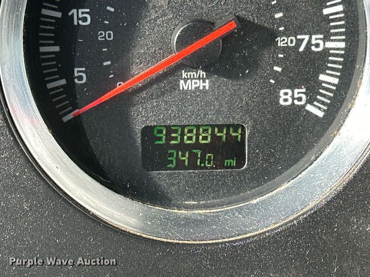 image for item NS9165 2014 Kenworth  T800 semi truck