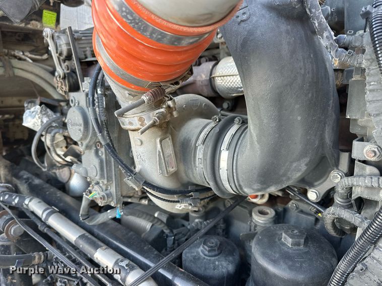 image for item NS9165 2014 Kenworth  T800 semi truck