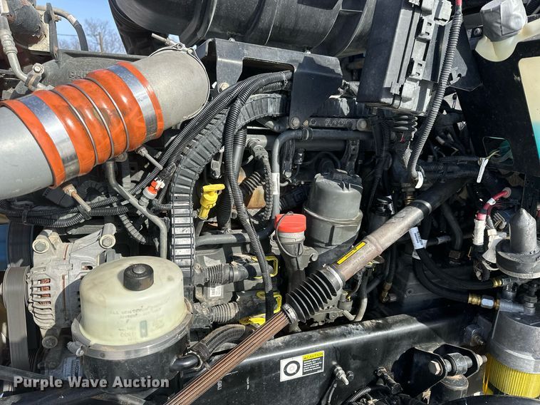 image for item NS9165 2014 Kenworth  T800 semi truck