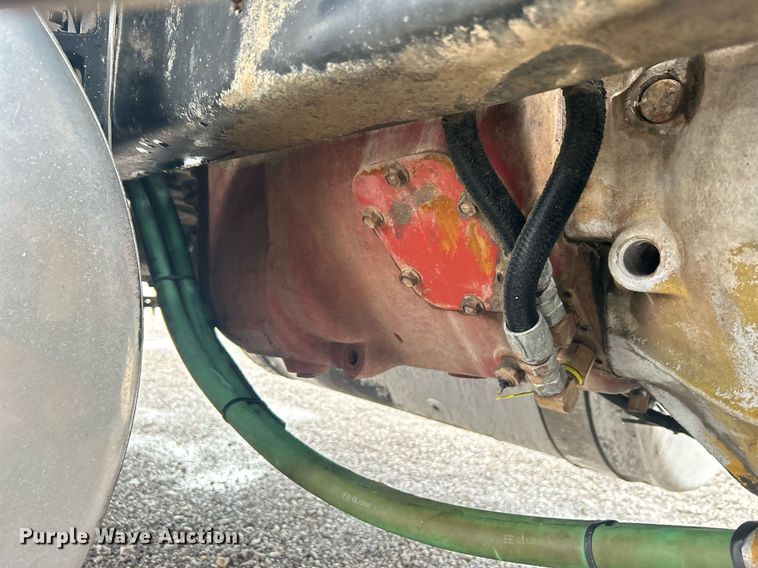 image for item OI9508 1994 Freightliner  FLD truck cab and chassis