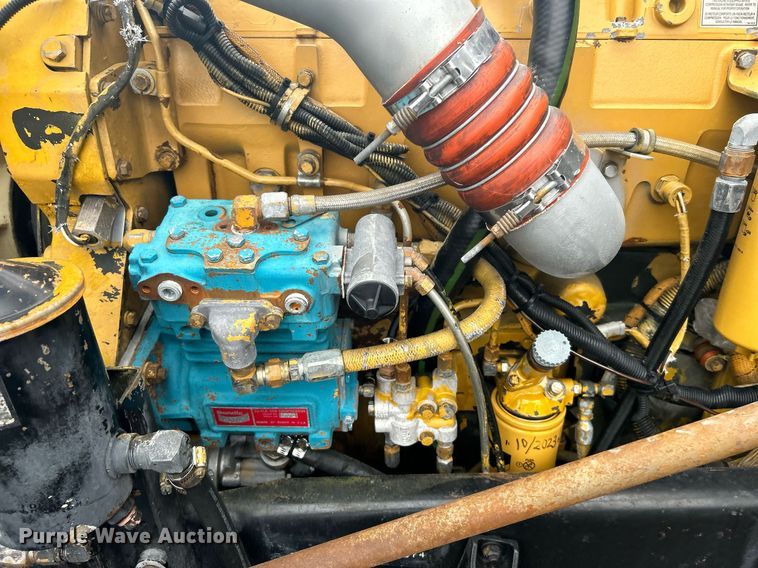 image for item OI9508 1994 Freightliner  FLD truck cab and chassis