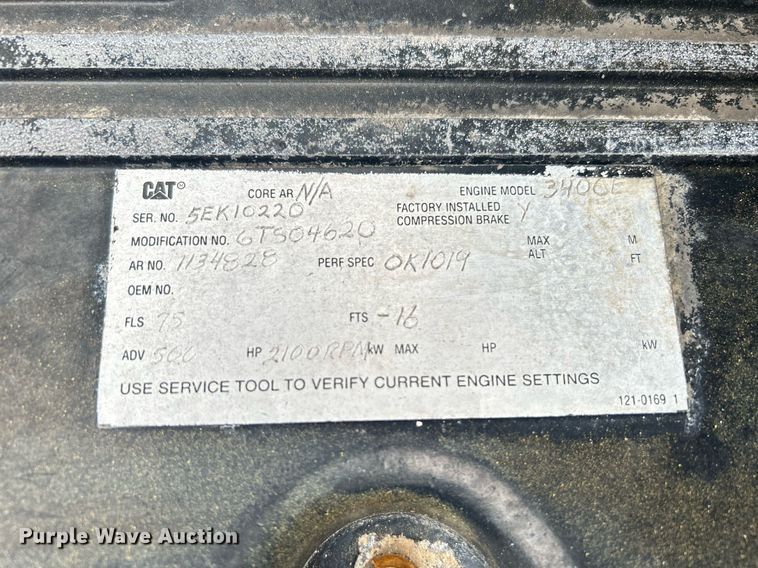 image for item OI9508 1994 Freightliner  FLD truck cab and chassis