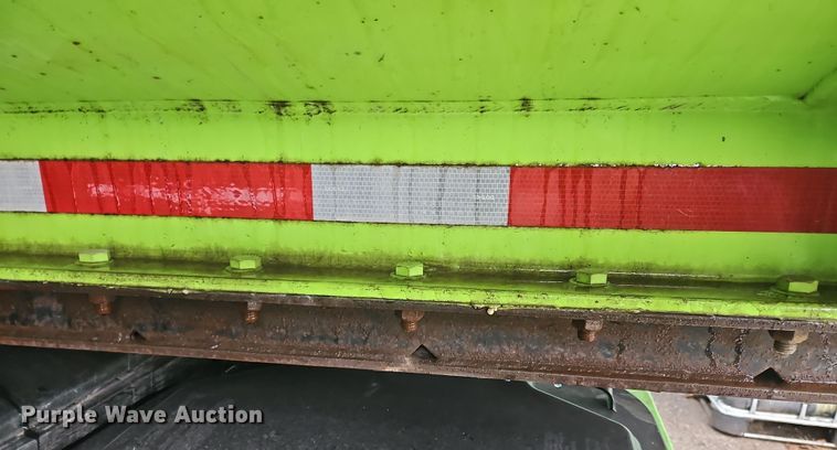 image for item OJ9708 1996 Heil  tank trailer