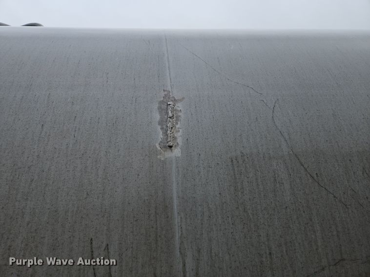 image for item OJ9709 1989 Heil tank trailer