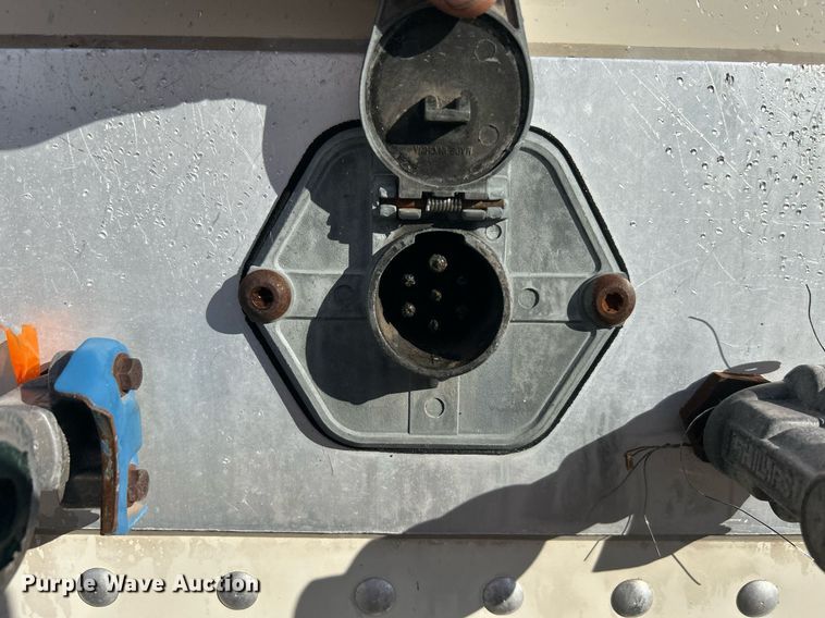 image for item OM9220 2008 Trailmobile dry van trailer