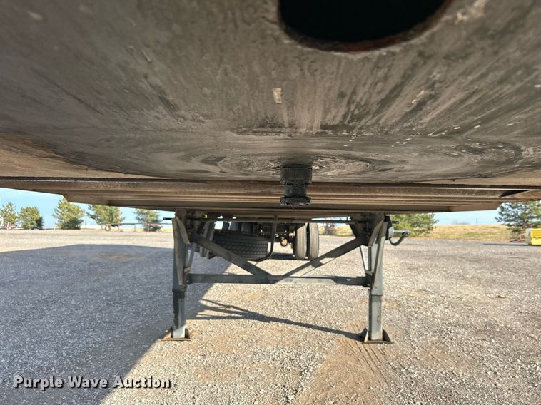 image for item OM9220 2008 Trailmobile dry van trailer