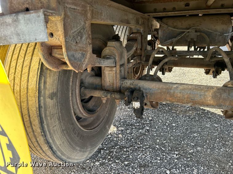 image for item OM9220 2008 Trailmobile dry van trailer