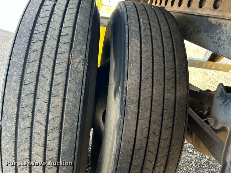 image for item OM9220 2008 Trailmobile dry van trailer