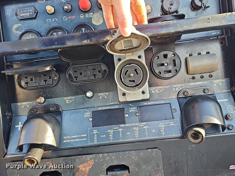 image for item DK0517 Red-D-Arc Welderentals DX450 welder/generator