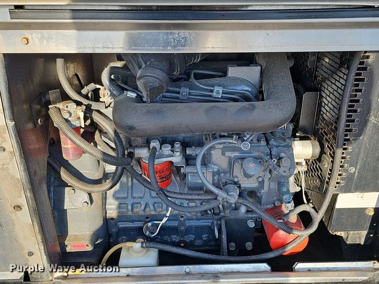 image for item DK0517 Red-D-Arc Welderentals DX450 welder/generator