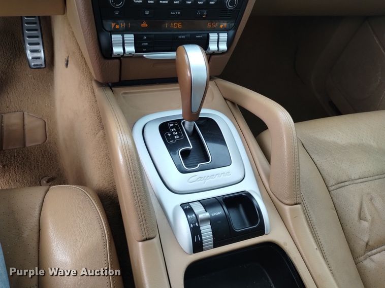 image for item DK8974 2009 Porsche  Cayenne S SUV