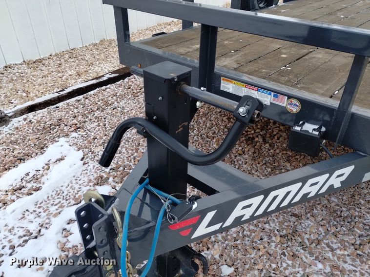image for item DK8976 2022 Lamar U6832027 equipment trailer