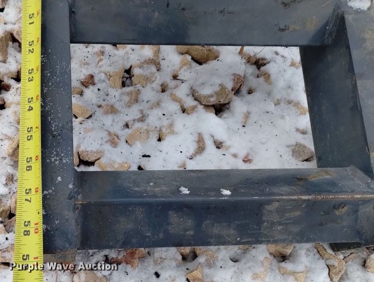 image for item DK8976 2022 Lamar U6832027 equipment trailer