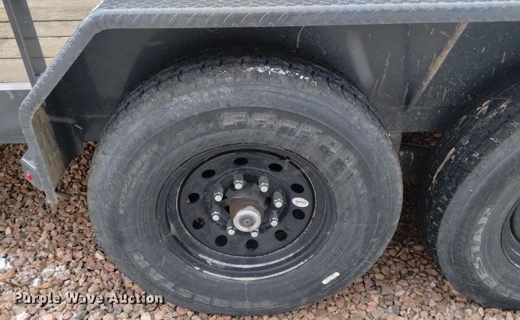 image for item DK8976 2022 Lamar U6832027 equipment trailer