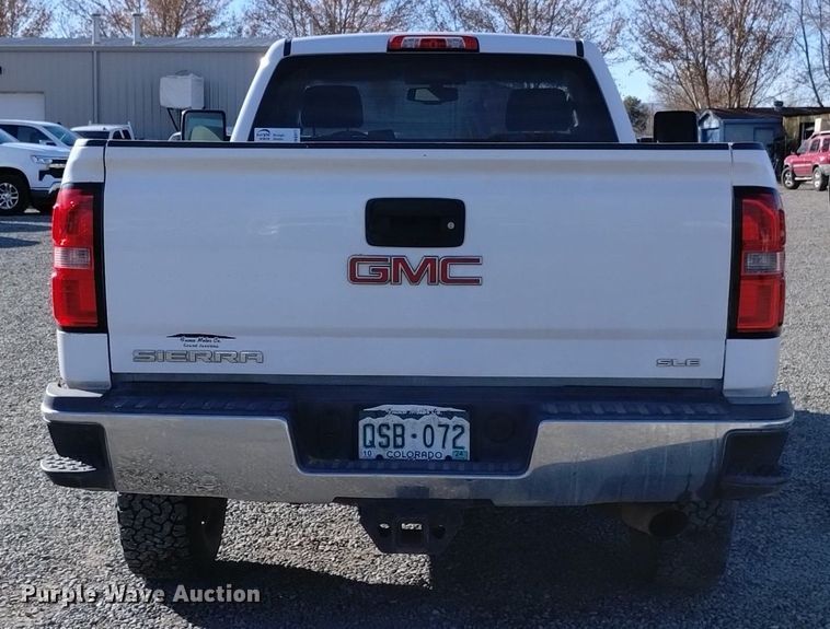 image for item DK8977 2015 GMC Sierra 2500HD SLE pickup truck