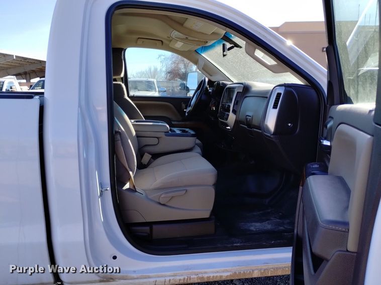 image for item DK8977 2015 GMC Sierra 2500HD SLE pickup truck