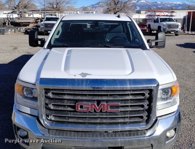 image for item DK8978 2015 GMC Sierra 2500HD SLE Double Cab pickup truck