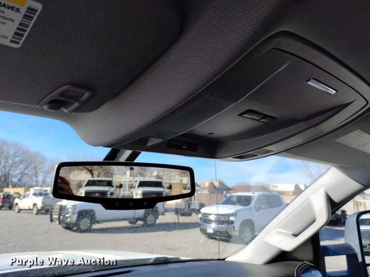 image for item DK8978 2015 GMC Sierra 2500HD SLE Double Cab pickup truck