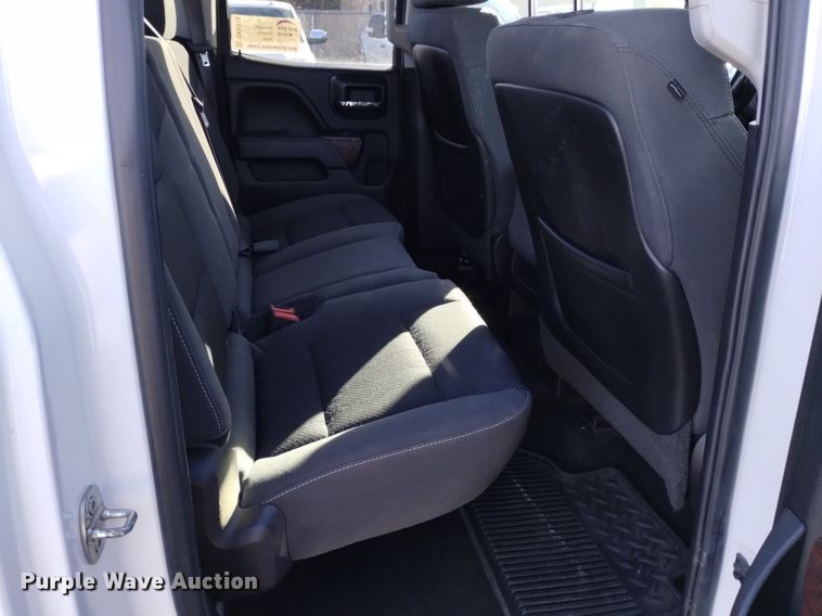 image for item DK8978 2015 GMC Sierra 2500HD SLE Double Cab pickup truck