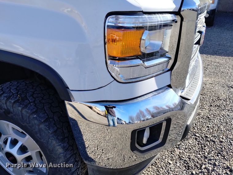 image for item DK8979 2015 GMC Sierra 2500HD SLE  pickup truck