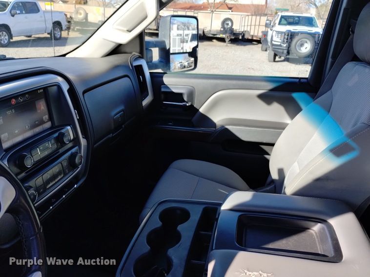 image for item DK8979 2015 GMC Sierra 2500HD SLE  pickup truck