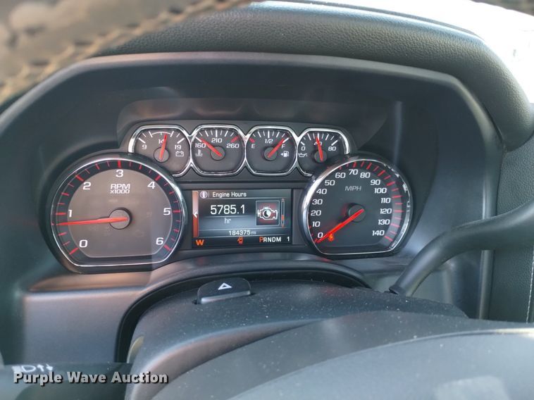 image for item DK8979 2015 GMC Sierra 2500HD SLE  pickup truck