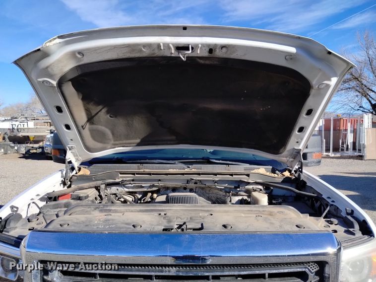 image for item DK8979 2015 GMC Sierra 2500HD SLE  pickup truck