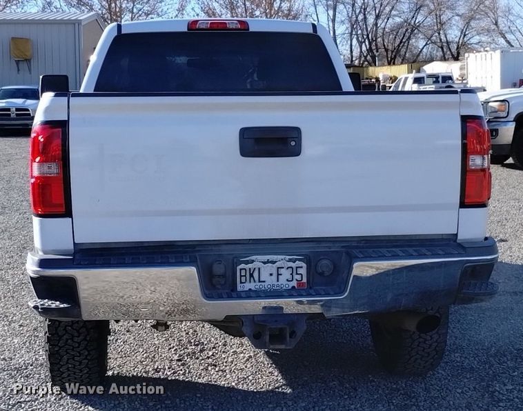 image for item DK8980 2015 GMC Sierra 2500HD SLE  Double Cab pickup truck