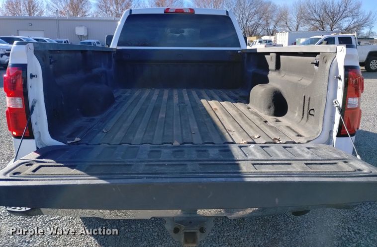 image for item DK8980 2015 GMC Sierra 2500HD SLE  Double Cab pickup truck