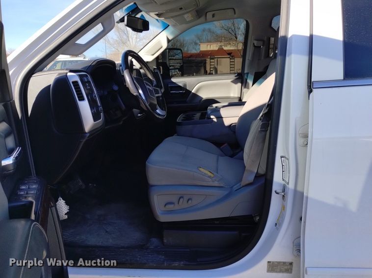 image for item DK8980 2015 GMC Sierra 2500HD SLE  Double Cab pickup truck