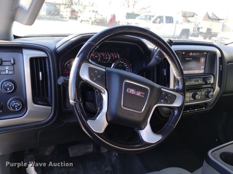 image for item DK8980 2015 GMC Sierra 2500HD SLE  Double Cab pickup truck