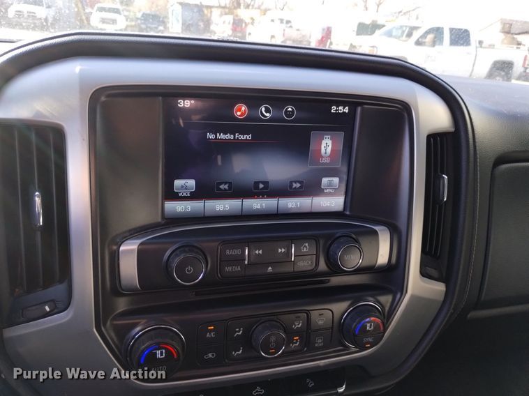 image for item DK8980 2015 GMC Sierra 2500HD SLE  Double Cab pickup truck