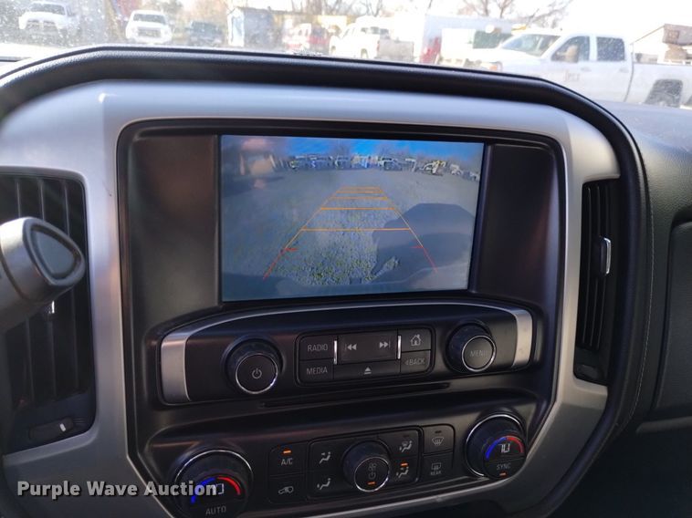 image for item DK8980 2015 GMC Sierra 2500HD SLE  Double Cab pickup truck