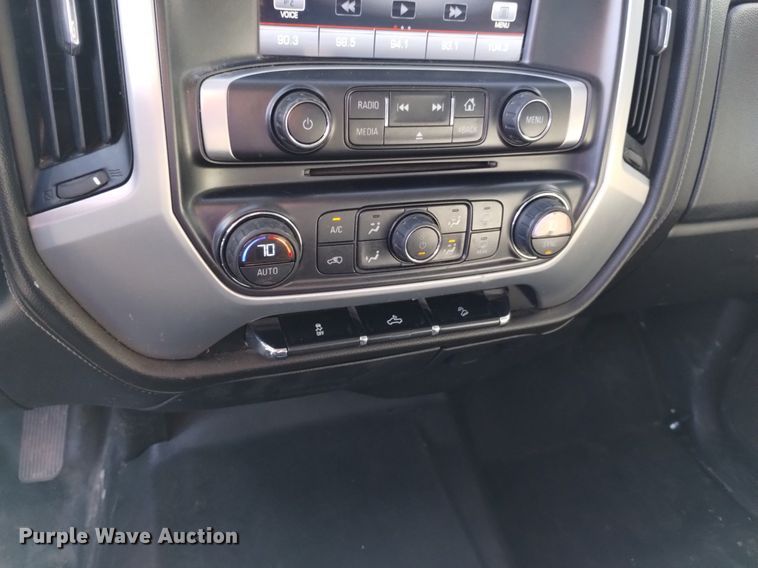 image for item DK8980 2015 GMC Sierra 2500HD SLE  Double Cab pickup truck