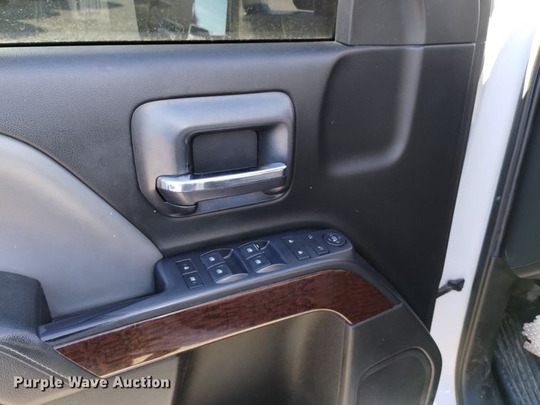 image for item DK8980 2015 GMC Sierra 2500HD SLE  Double Cab pickup truck