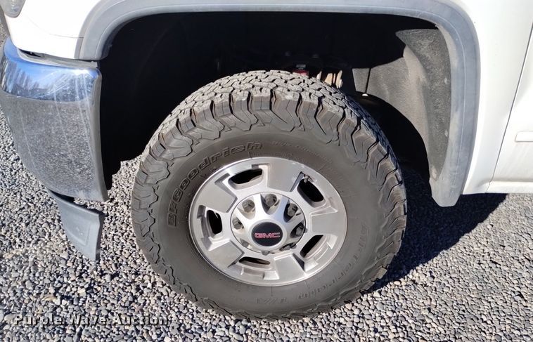 image for item DK8980 2015 GMC Sierra 2500HD SLE  Double Cab pickup truck