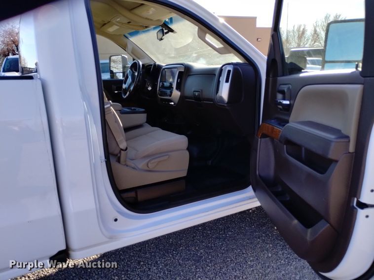 image for item DK8981 2016 GMC Sierra 2500HD SLE  pickup truck