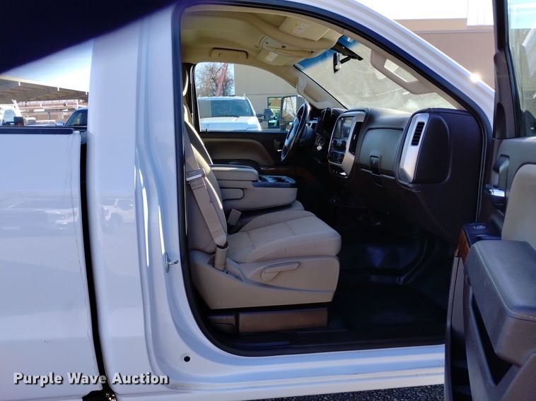 image for item DK8981 2016 GMC Sierra 2500HD SLE  pickup truck