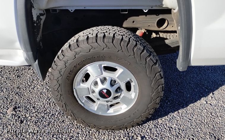 image for item DK8981 2016 GMC Sierra 2500HD SLE  pickup truck