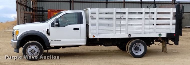 image for item DK8985 2017 Ford F550 flatbed truck