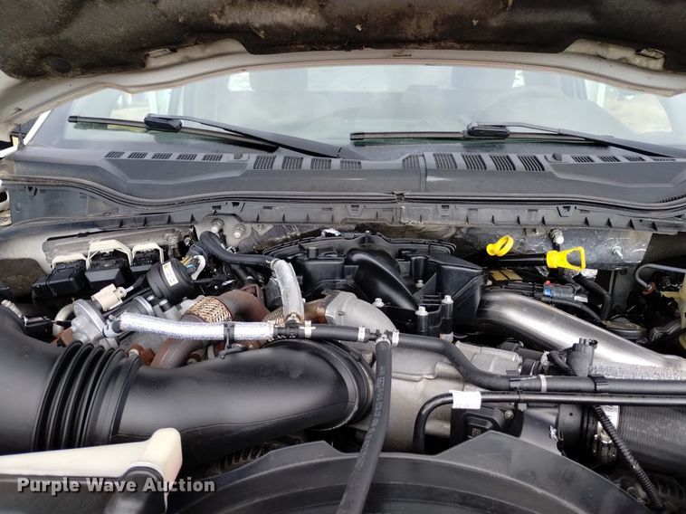 image for item DK8985 2017 Ford F550 flatbed truck