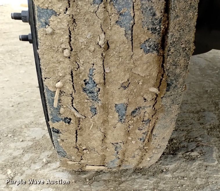 image for item DK8985 2017 Ford F550 flatbed truck